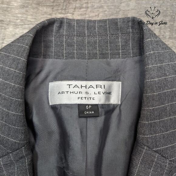 Tahari Petite Pin Stripe One Button Blazer Size 6P - Picture 2 of 5